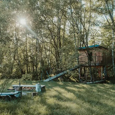 Luxury tent Treehouse Tucapy